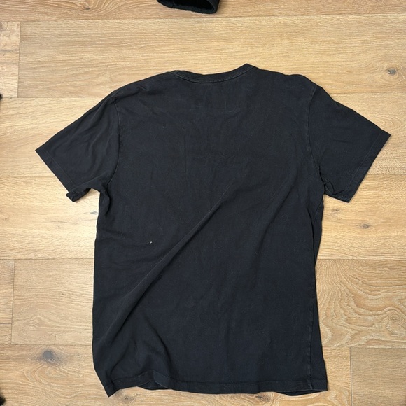The north face black shirt with design in middle size large - Picture 3 of 3